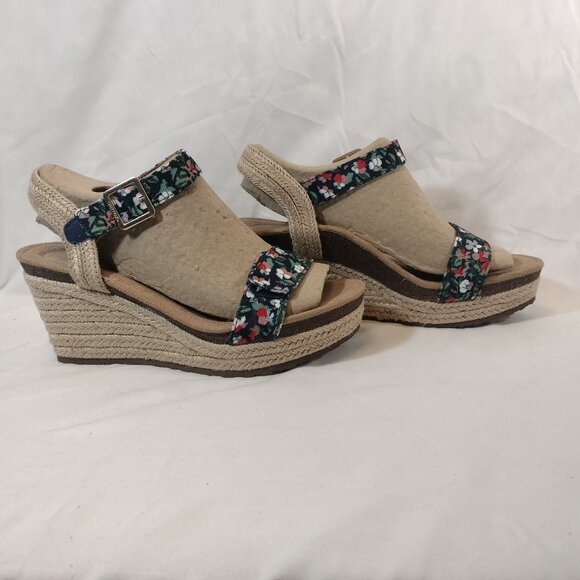 AETREX Sydney Wedge Sandal, Floral - Picture 4 of 8